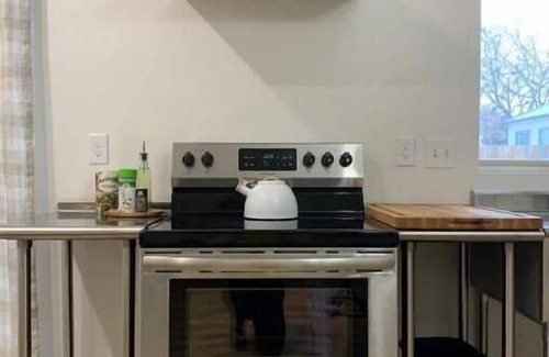 Twin Falls House | Convenient location for Traveling nurses