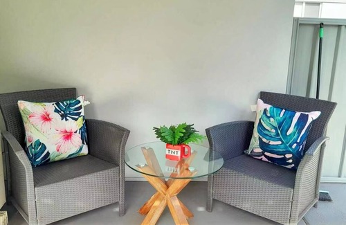 West Gosford Apartment | Convenient spot Gosford/near M1HW,CBD,Hospital,Stadium,water view,fishing,pet
