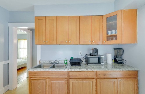 Springfield Apartment | Convenient Springfield Apartment 3 Mi to Downtown!