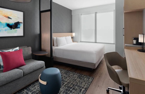 Dunwoody Hotel | Convenient Stay Near Macy's – Pet-Friendly with Complimentary Breakfast