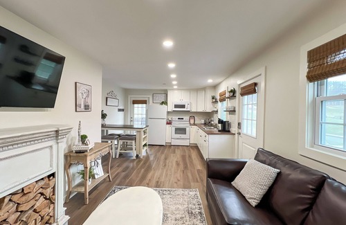 Lenoir City Cottage | Convenient to Knoxville/Oak Ridge/Farragut! - The Cottage at Williams Ferry Farm