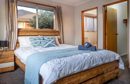 Upper Riccarton House | Convenient Westfield House 3bedroom 2bath