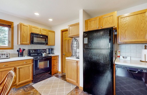 Eagle River House | Conveniently-located in Downtown, with WIFI, W/D, near Lakes & Trails