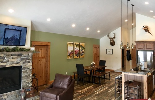 Last Chance House | Conveniently Located Between Yellowstone National Park & Henry's Fork River