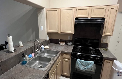 Tucson House | Conveniently located, clean 2-bedroom 2-bath house in a Quiet neighborhood