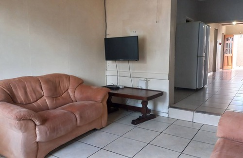 Greater Johannesburg Metropolitan Area House | Conveniently situated in the suburb of Brixton, Close to major hospitals and UJ.