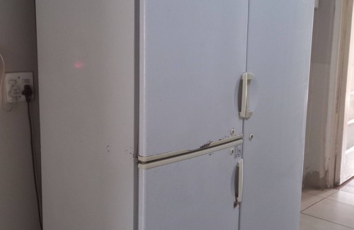 Greater Johannesburg Metropolitan Area House | Conveniently situated in the suburb of Brixton, Close to major hospitals and UJ.