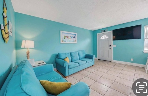 Silver Sands Beach House | Conveniently located 3 blocks from beach and all new remodel! Very Clean!