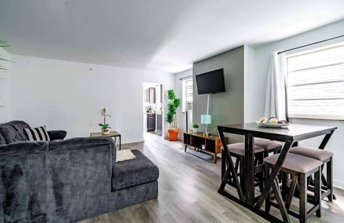 Arena District House | Convention - Short North - Pets - Private Parking