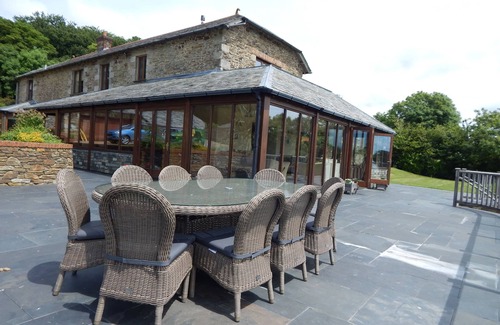 Newquay House | Converted barn on a small peaceful rural resort with stunning views and fishing
