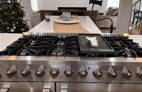 Greenville - Spartanburg House | Converted barn with incredible deck and view. Pet friendly.