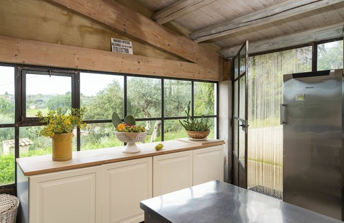 Caltagirone Villa | Converted farmhouse, nestled in nature, with pool
