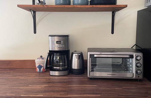 Ventura Apartment | Converted Garage in Quite Rural Neighborhood Near Freeway