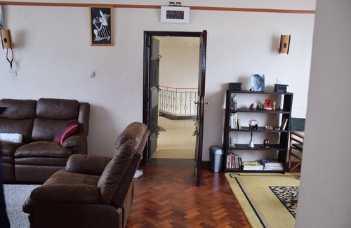 Parklands Apartment | Conviniently borders Westlands/Parklands