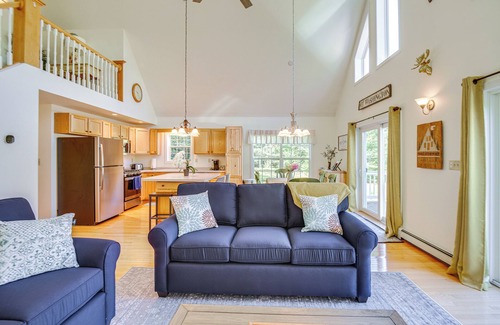Conway House | Conway Home w/Game Room: 5 Private Beaches