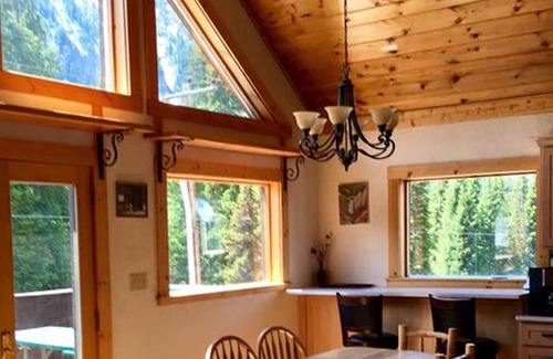 Cooke City-Silver Gate House | Cooke City Mountain House. Beautiful Views! 4 Miles to Yellowstone. WiFi, HDTV.