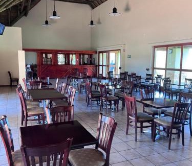 Mahikeng Hotel | Cooke’s Lake Resort