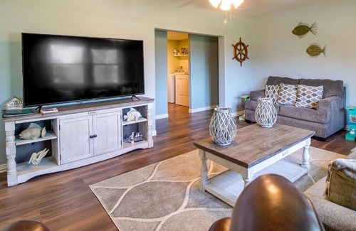 Cookson House | Cookson Vacation Rental with Spacious Yard and Porch!