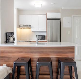 Downtown Montreal Apartment | Cool 1-bedroom apartment