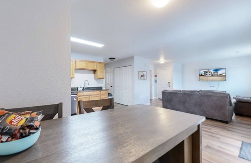 Brighton Apartment | Cool 2-Bed Condo Patio & Parking in Brighton near DIA and easy access to Denver