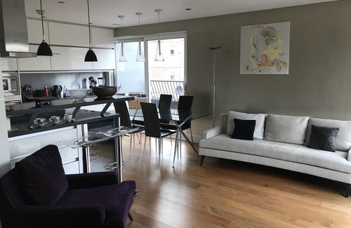 St Luke's Apartment | Cool 2-bed penthouse, with a 40 sqm terrace, stunning views on the city