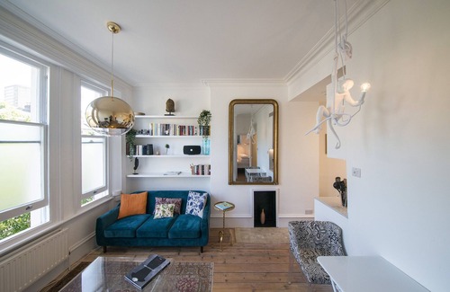 St. Helen's Apartment | Cool and calm Haven in Notting Hill