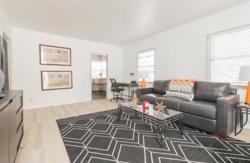 Leimert Park Apartment | Cool and Cozy Pad Close to Everything