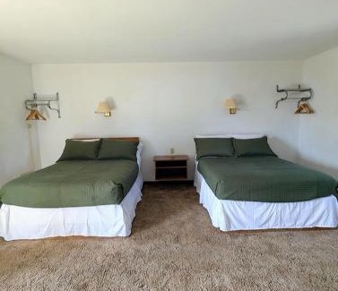Two Rivers Hotel | Cool City Motel