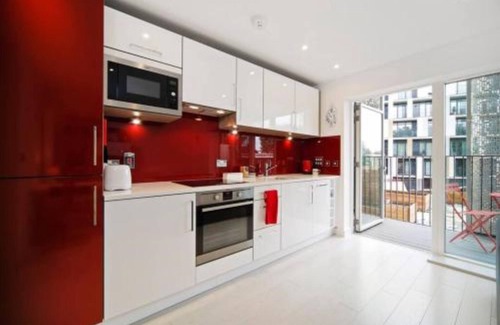 Hackney Apartment | Cool Dalston studio with balcony/gym