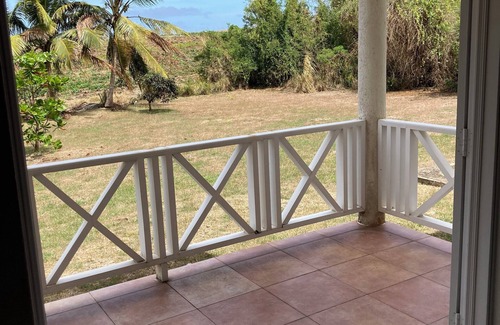 West Coast Apartment | Cool, fresh and clean 2 bed apt