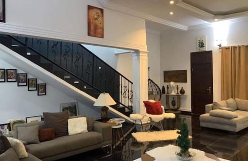 Sekondi-Takoradi Apartment | Cool places by Volks