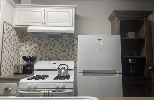 Caldwell House | Cool Ranch Mini