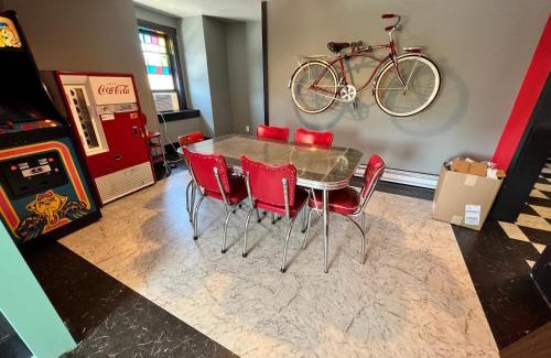 Bellefonte Apartment | Cool, Retro Getaway in Heart of Downtown