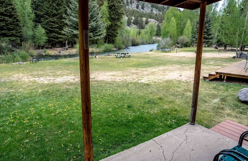 Lake City Cabin | Cool Waters Cabin - Ox Yoke #7 - Updated Cabin Along the Lake Fork of the Gunnison