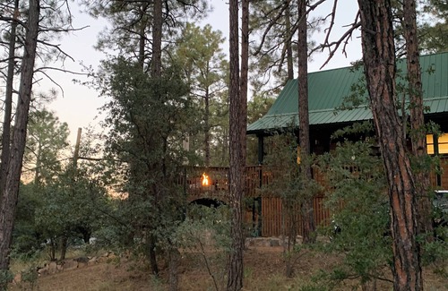 Mountain Club Cabin | Cool Western Cabin & A Short Walk Whiskey Row
