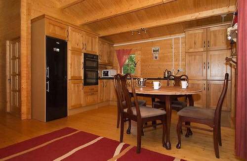 Arless House | Coolanowle Self Catering Accommodation