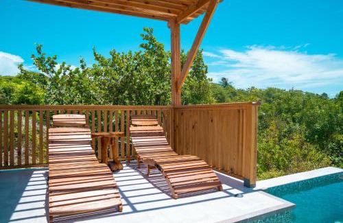Saint George Parish Apartment | Coolidge Cottages