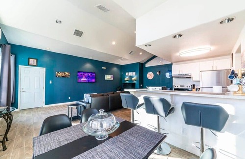 Coolidge Apartment | Coolidge Modern Studio right next to heated pool and amenities