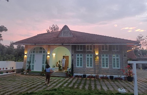 Gonikoppal House | Coomaaoon by silversky