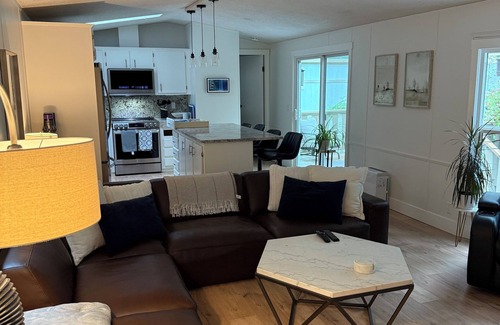 Regional District of Nanaimo House | Coombs Hidden Haven. Experience the ultimate getaway. Mini putt & privacy.