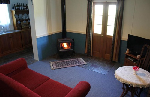 Comaum House | Coonawarra's Pyrus Cottage