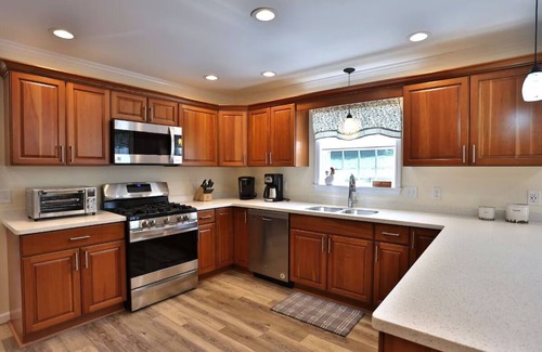 Cooperstown House | Coop Diamonds Luxury Rentals; Sunrise Estates 6
