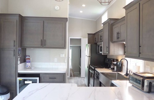 Cooperstown House | Coop Diamonds Luxury Rentals; Sunrise Estates 1