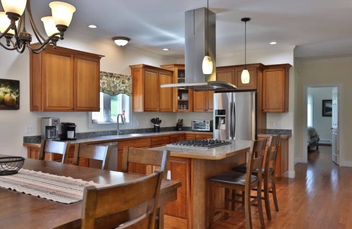 Cooperstown Apartment | Coop Diamonds Luxury Rentals; Sunrise Estates 4
