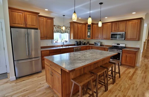 Cooperstown House | Coop Diamonds Luxury Rentals; Sunrise Estates 5
