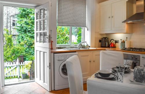 Uppermill House | Cooperative Cottage - Uk44502