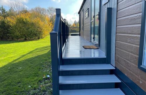 Malton House | Coopers Cabin With Hot Tub