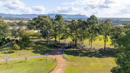 Lovedale House | Coopers Lodge, Lovedale - A rural escape in the heart of wine country