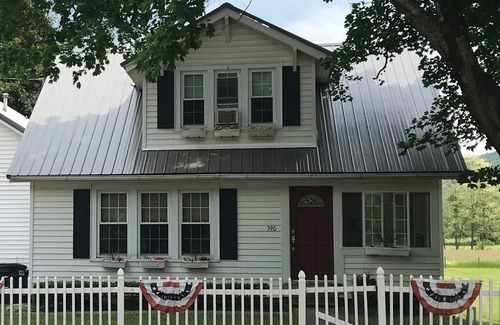 Otego House | Cooperstown Baseball Rentals - CREEKSIDE HAVEN - Beautiful 2100 Sq Ft Home