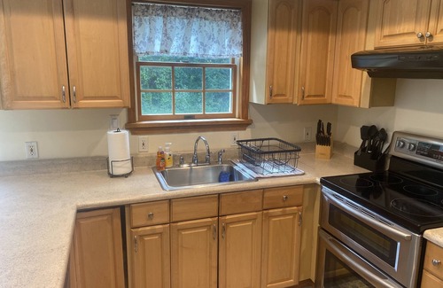 Cooperstown House | Cooperstown getaway booking 2024!